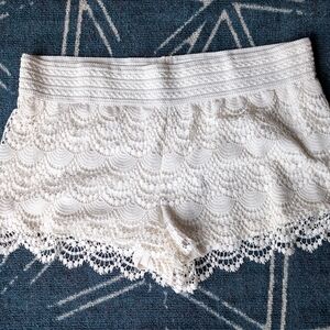 a.n.a White Lace Shorts